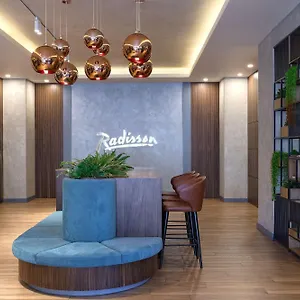 park-inn-by-radisson.aboutbakuhotels.com/